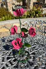 Load image into Gallery viewer, metal rose bouquet pink