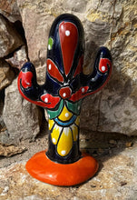 Load image into Gallery viewer, talavera saguaro cactus sculpture - sm d