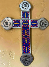 Load image into Gallery viewer, talavera tin cross blue
