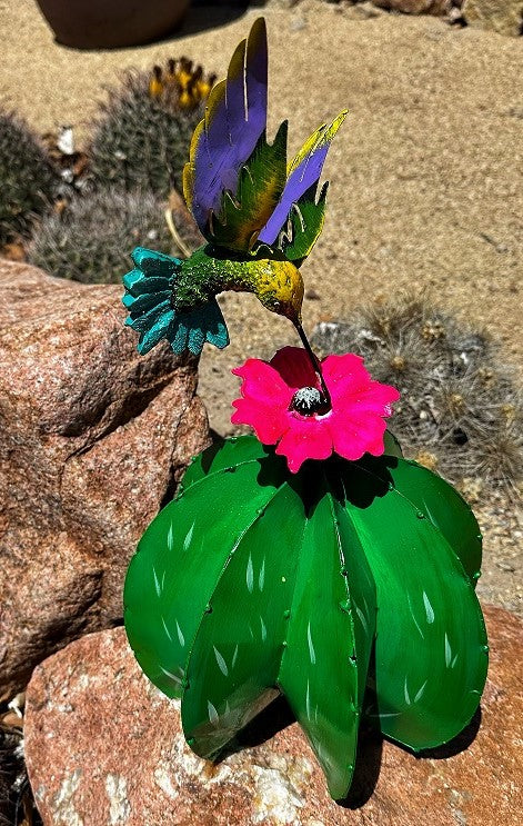 Barrel Cactus Hummingbird 3-D Metal Yard Art - 17