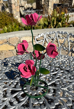 Load image into Gallery viewer, metal rose bouquet pink

