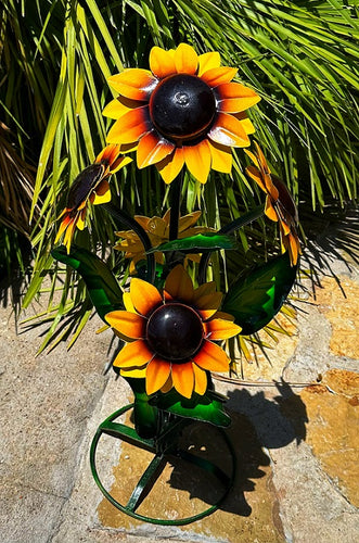 metal sunflower yard art