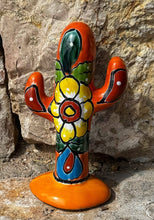 Load image into Gallery viewer, talavera saguaro cactus sculpture -sm a
