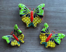 Load image into Gallery viewer, talavera butterflies - green yellow
