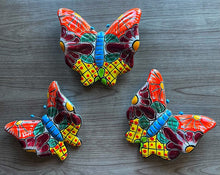 Load image into Gallery viewer, Talavera Butterflies Set of 3 - Different Colors Available
