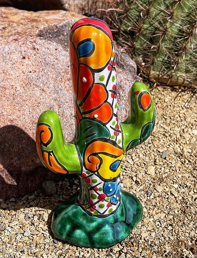standing talavera saguaro (3)